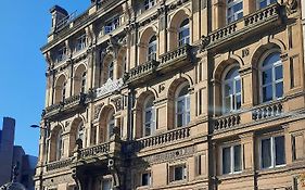 62 Castle Street Hotel
